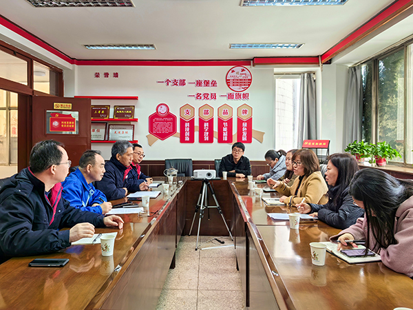 渭南市科技局、統(tǒng)計局到公司交流座談，2.24(副圖）.jpg