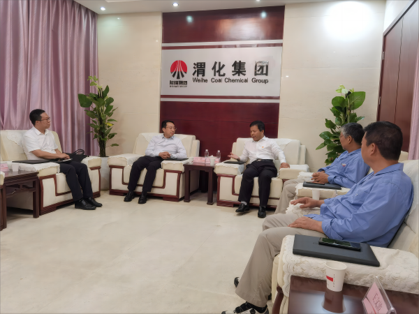 9月19下午公司外專樓一樓會(huì)議室，渭南聯(lián)通公司與公司領(lǐng)導(dǎo)座談。 (1)(1)(1).png