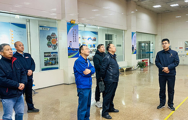2024年3月6日，中國氮肥工業(yè)協(xié)會總工程師曹占高一行來公司座談交流3.jpg