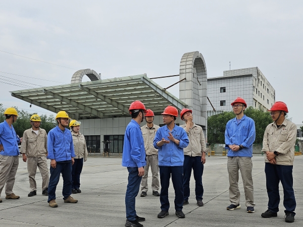 6月7日總工程師馬軍忙深入生產一線檢查安全環(huán)保工作紀實1.jpg