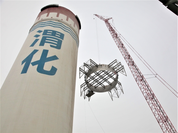 4月11日，主桁架吊裝.jpg